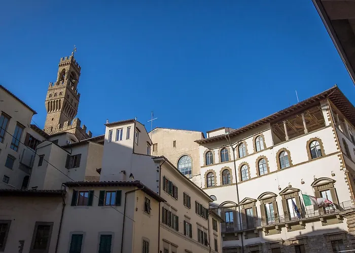 Uffizi Gallery Rooftop Apartment By Mamo Florence